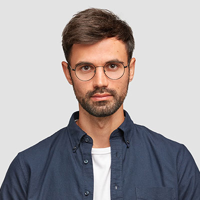 Alexander León